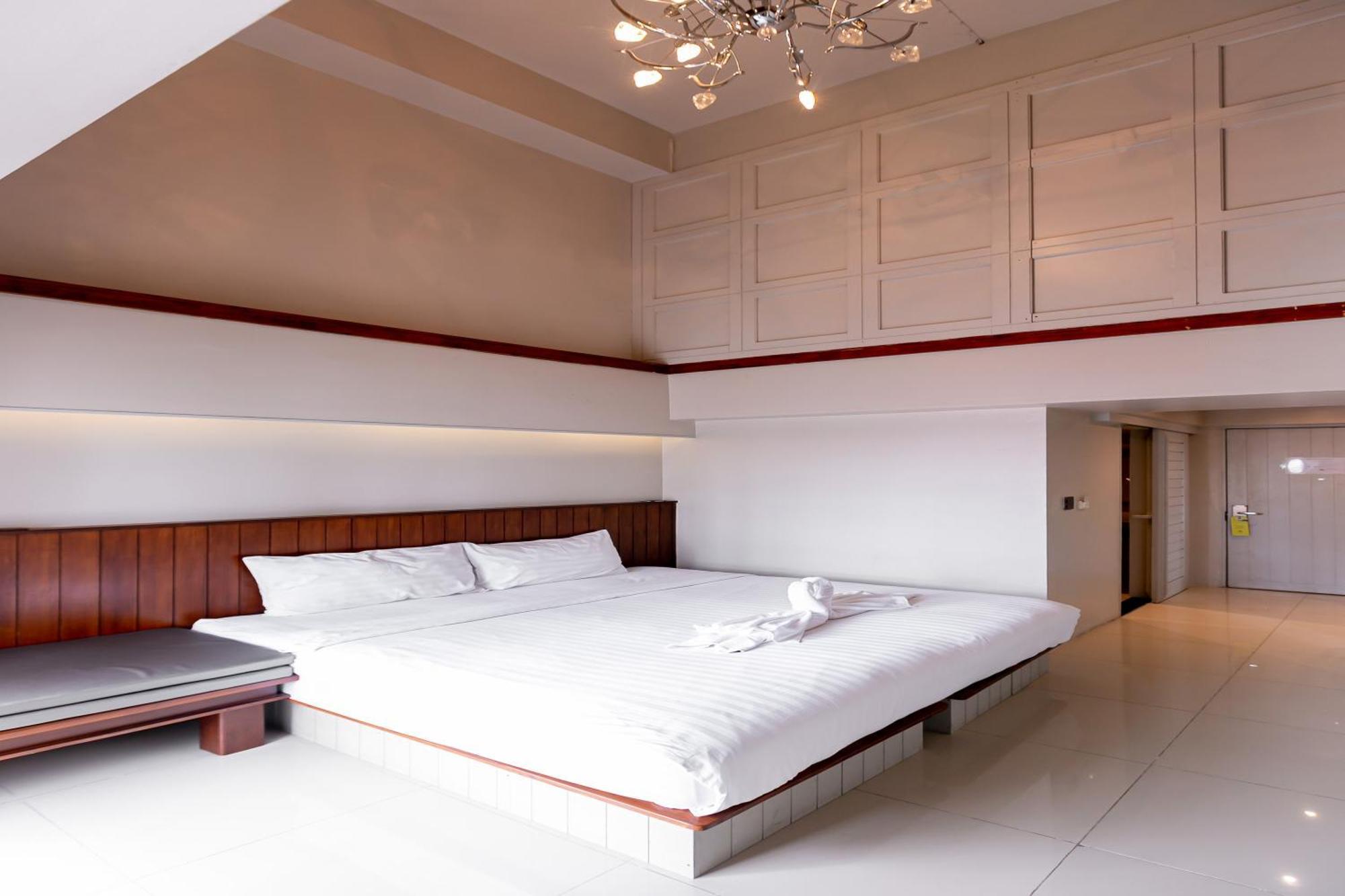 A Room Bangkok Sathorn Eksteriør billede