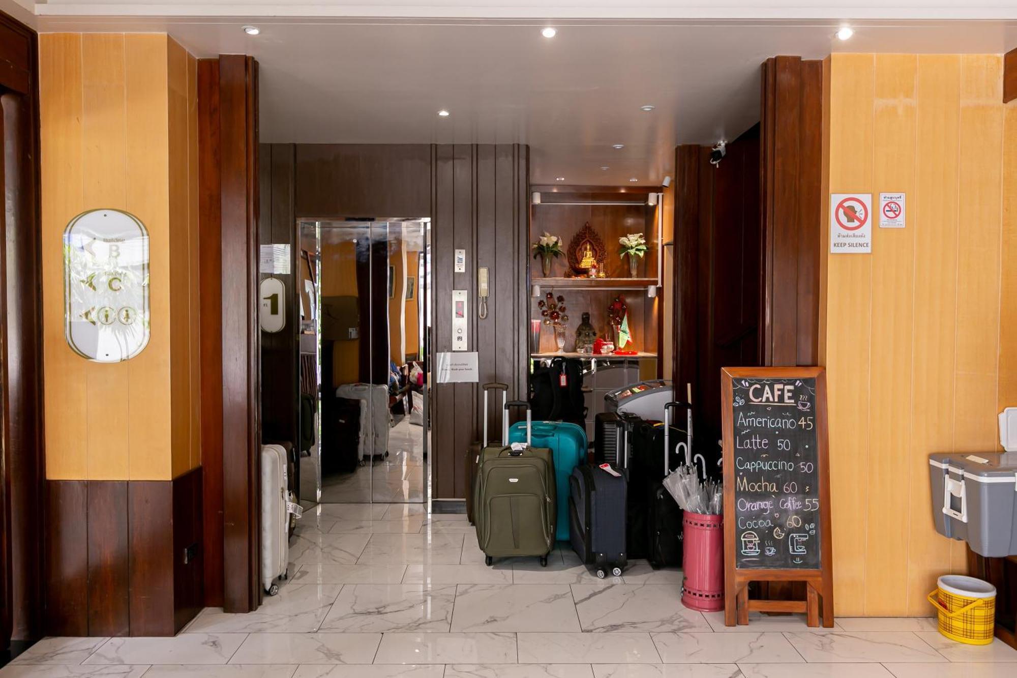A Room Bangkok Sathorn Eksteriør billede